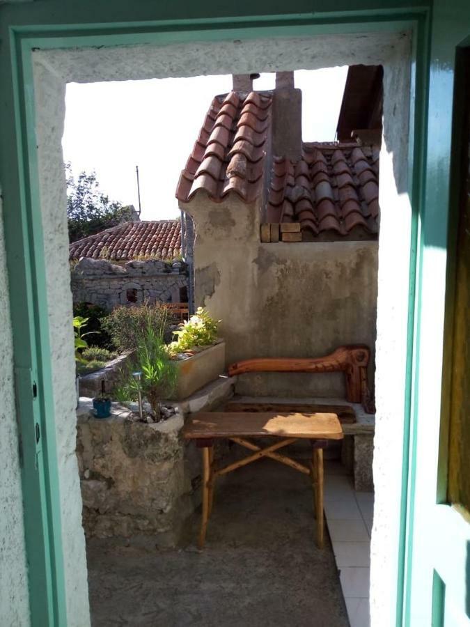 Dinko Apartment *